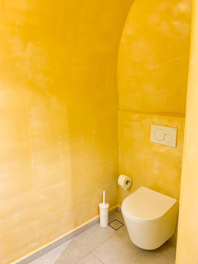 M Residence Santorini Conelia Cave ฟิรา ภายนอก รูปภาพ